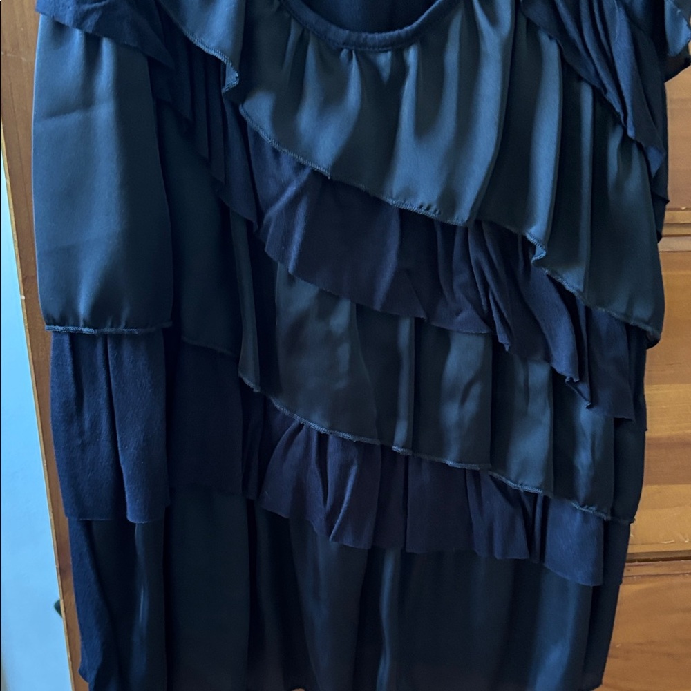 Black Ruffled Sleeveless Top - Picture 5 of 5